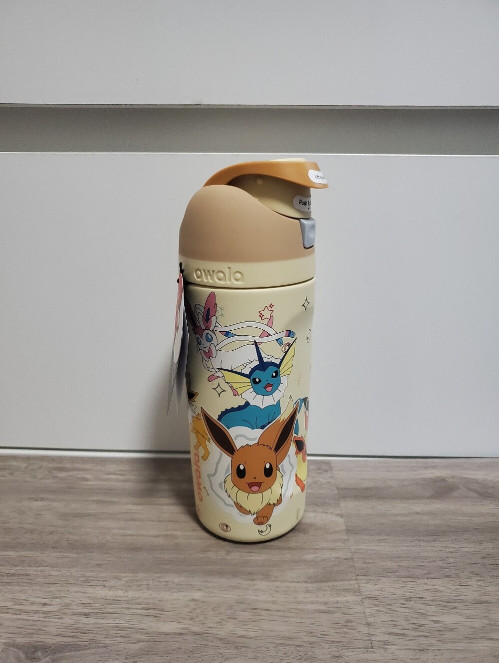 NEW! Owala x Pokémon 16oz Bottle Eevee Evolution